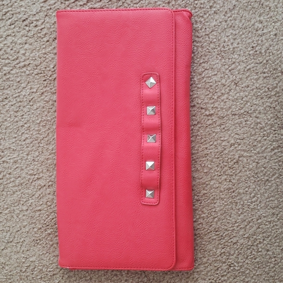 Betsey Johnson Handbags - Beautiful Betsey Johnson Clutch